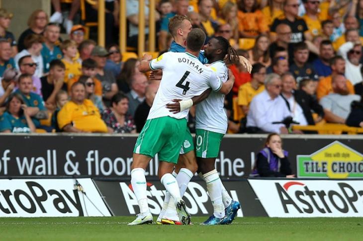 لاعبو نيوكاسل